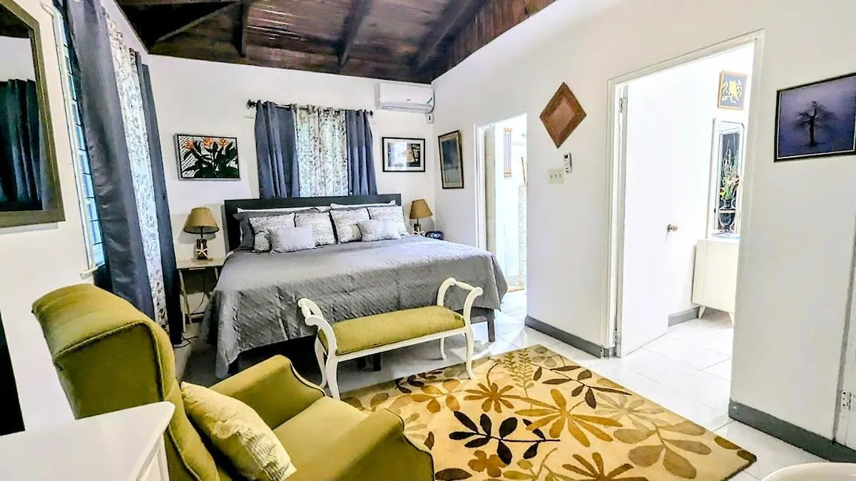 Vista Azul Entire Home With Free Parking Cornwall Barracks Holiday home