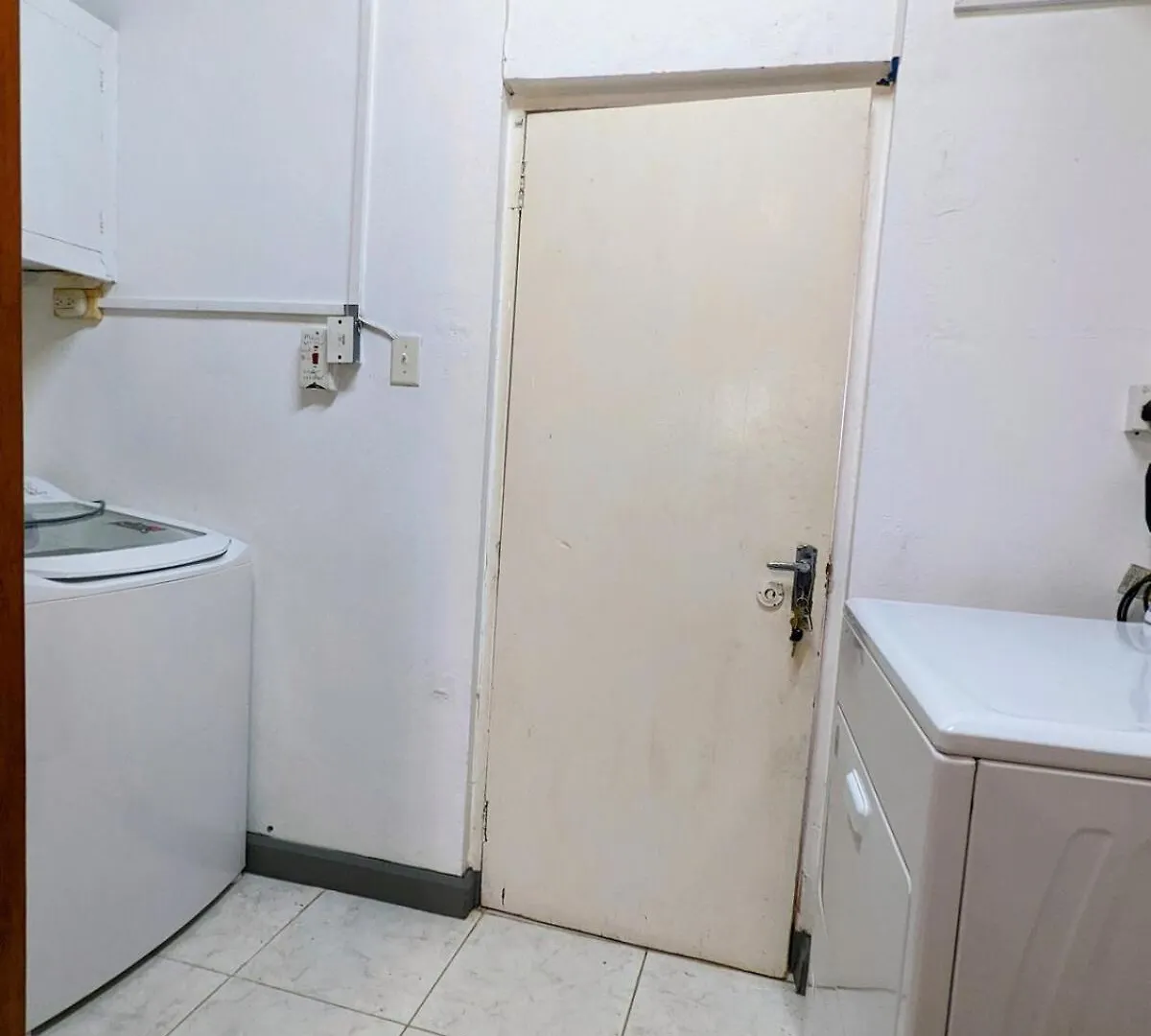Vista Azul Entire Home With Free Parking Cornwall Barracks 0*,  Jamaica
