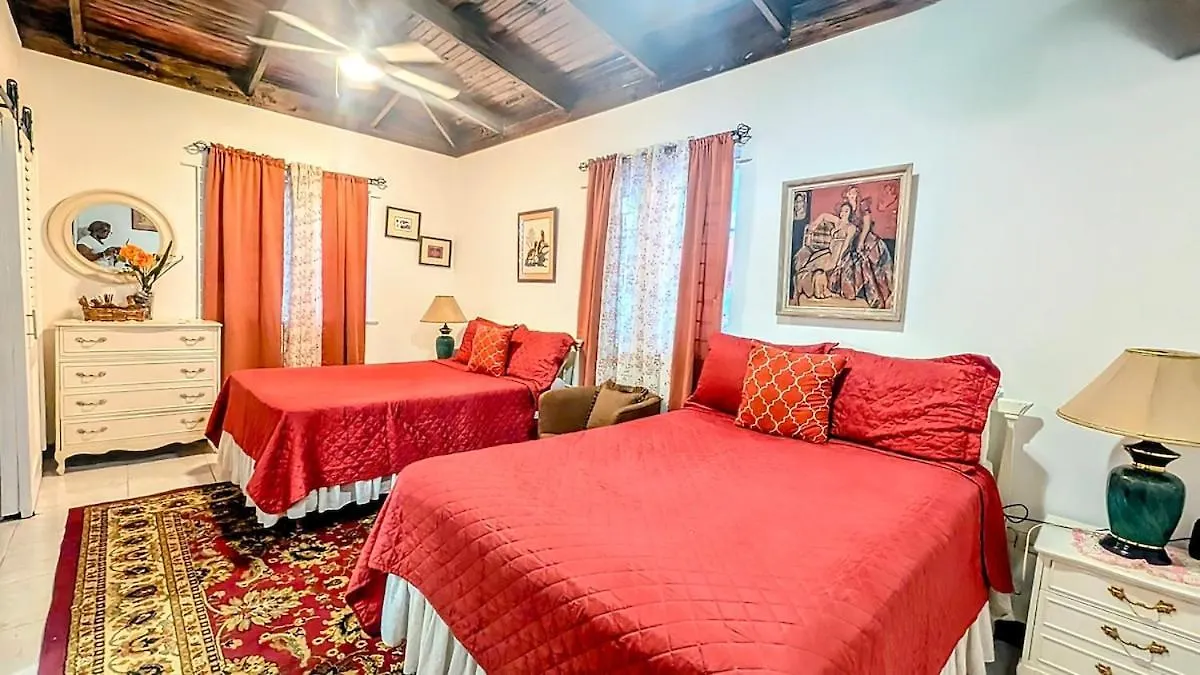 Holiday home Vista Azul Entire Home With Free Parking Cornwall Barracks